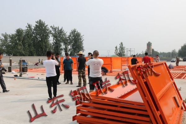 河北邢臺環(huán)保局局長、市政領(lǐng)導(dǎo)現(xiàn)場考察指導(dǎo)